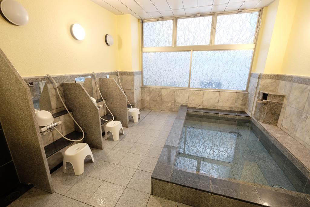Station Hotel Au تسو المظهر الخارجي الصورة