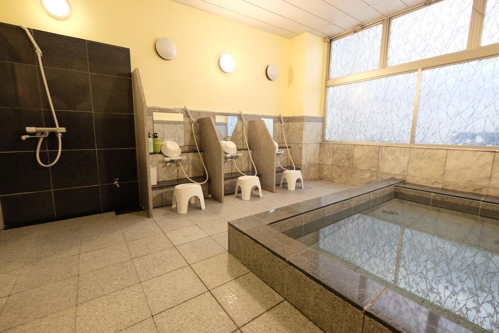 Station Hotel Au تسو المظهر الخارجي الصورة