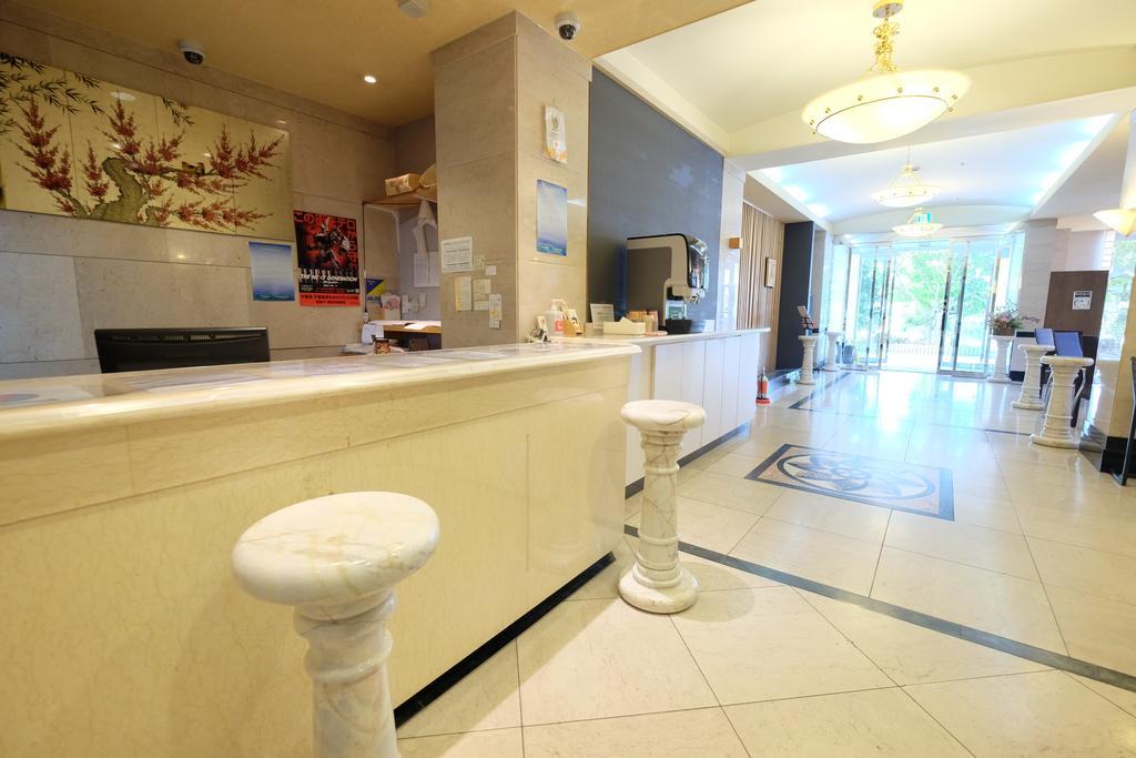 Station Hotel Au تسو المظهر الخارجي الصورة