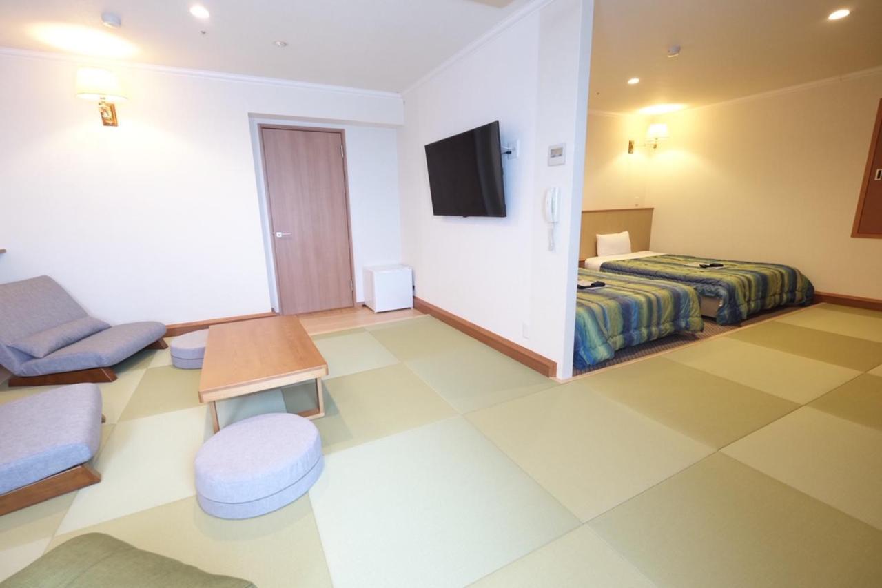 Station Hotel Au تسو المظهر الخارجي الصورة